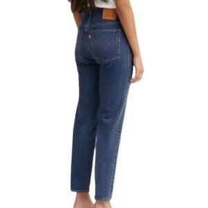 New Levi's Premium wedgie jeans & free shipping